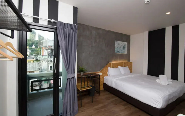 J & P Guest House