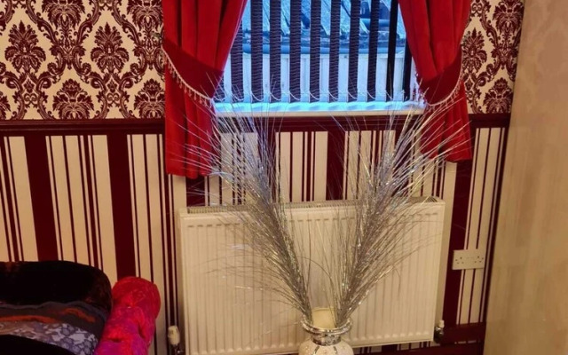 Luxurious, Stunning Detached Bungalow in Derby
