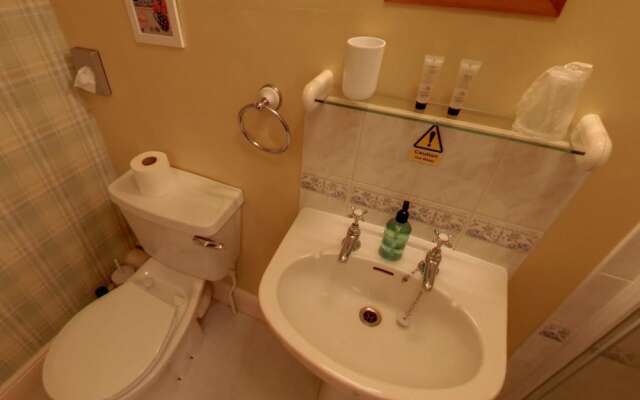 Athol Guest House