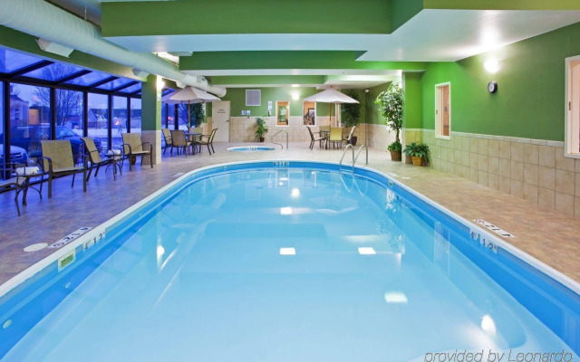 Holiday Inn Express & Suites Troy by IHG