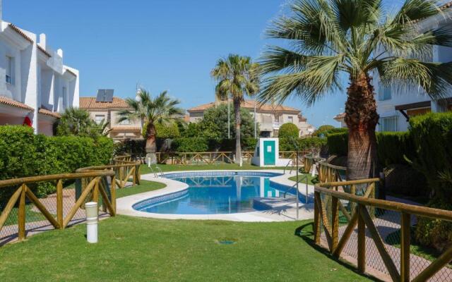 Atico La LUZ-Rota free parking by Cadiz4Rentals