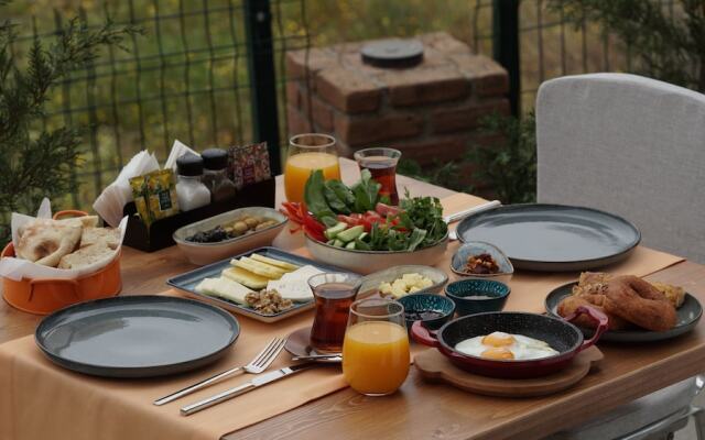 Mons Casa Boutique Hotel