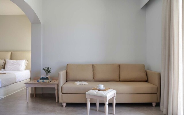 Costa Rossa -Adults Only