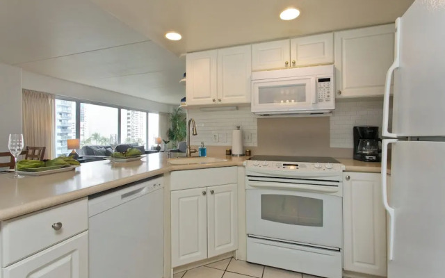 Ilikai Hotel 2Bedroom