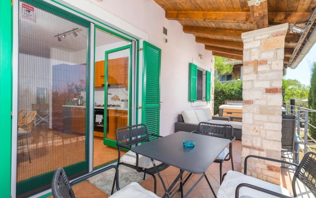 Stunning Home in Kukci With Jacuzzi, Wifi and 1 Bedrooms - Hotel in Porec - Photo 5