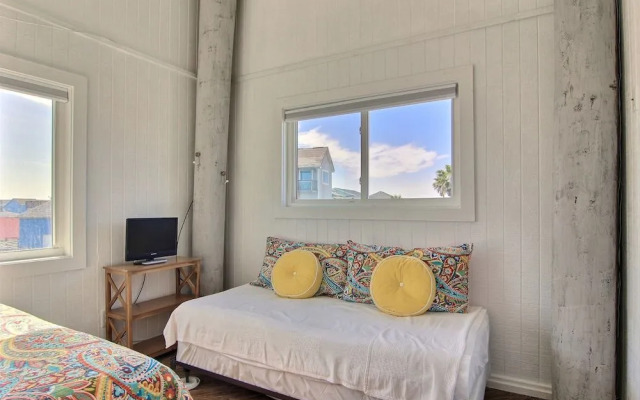 Moon Doggie 6 by RedAwning