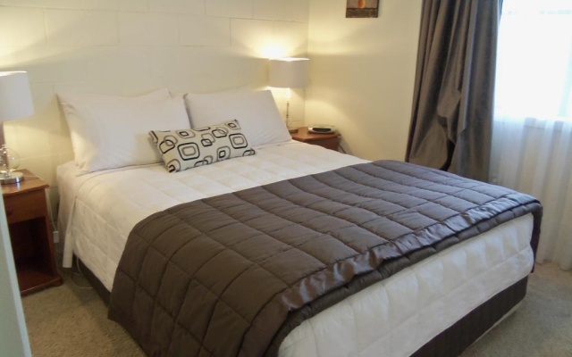 Rosetown Motel – Guest Rooms – Te Awamutu