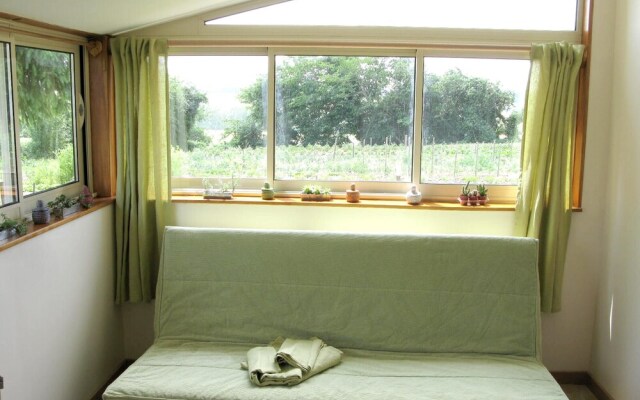 House With one Bedroom in Treigny, With Enclosed Garden