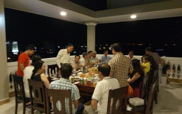 Thai Hoang Gia Hotel