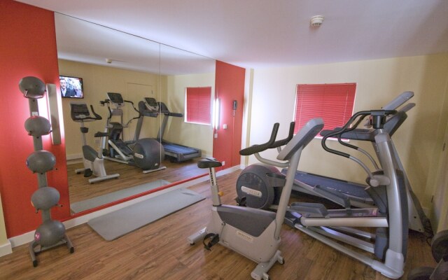 Ramada London North M1