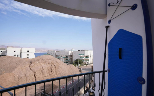 two bed room apartment 5 min walk to the beach