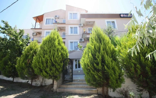 Kiraz Apart Otel