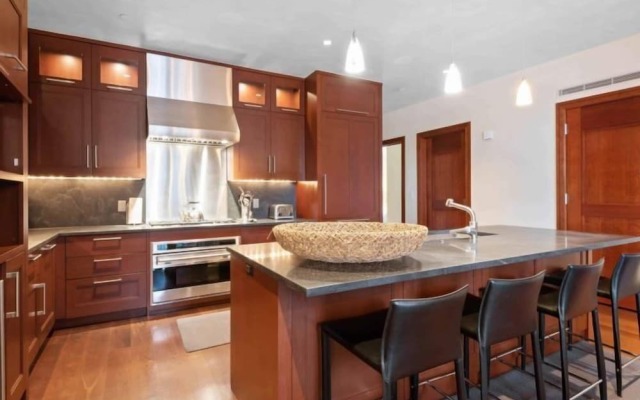 4 Bedroom + Den Luxury Residence at Solaris Residences