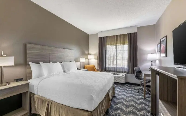 Best Western Plus Bolingbrook