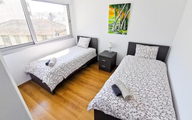 Daze Off Central Apartment