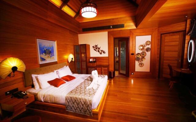 Sunrise Beach Resort