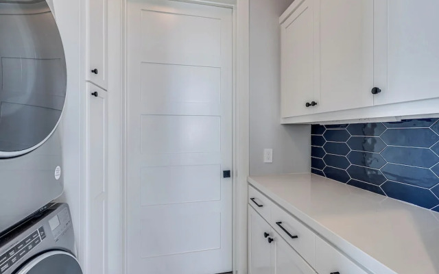 Fun Never Sets 324 DAR