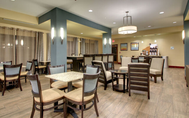 Holiday Inn Express Hotel & Suites Natchez South by IHG