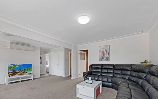 Kozyguru | Blacktown | Peaceful 3B House