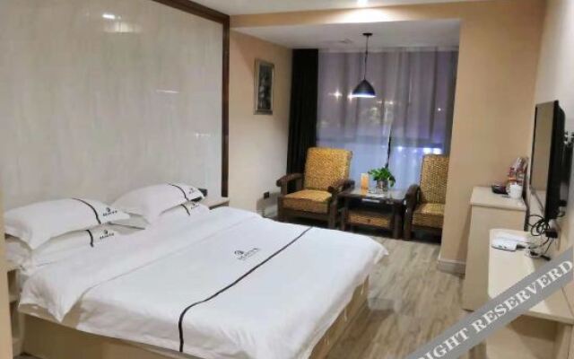 Dinglong 2018 Hotel Xiangxiang