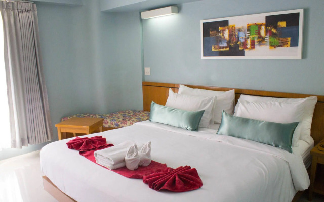 Villa Cha-Cha Phraathit