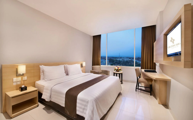 Grand Cakra Hotel