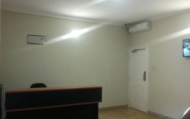 Daks Hotel Kirinya