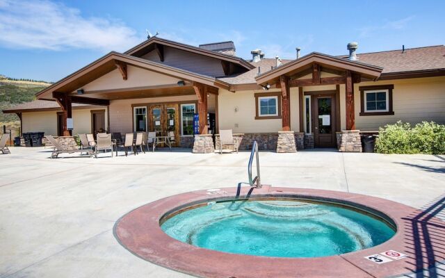 999wabig 4 Bedroom Home