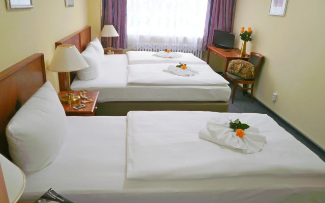Hotel Amadeus Central