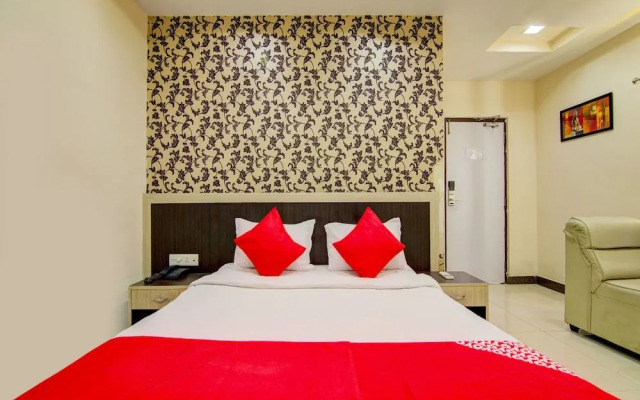 OYO 13584 Hotel Ruchi
