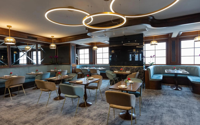 Hotel Meridian