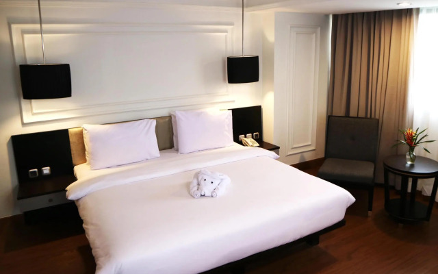 Grand Mahkota Hotel