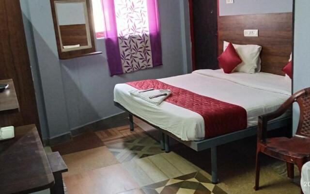OYO 79516 Skyry Hotels