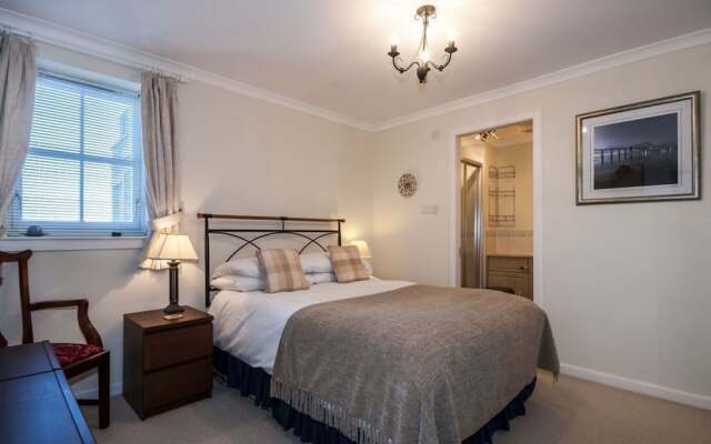 Royal Apartment