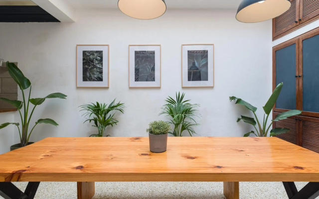Cathedral Apartment