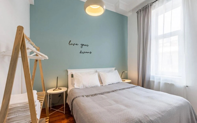 Flat 5 Min Walk to Taksim Square in Beyoglu