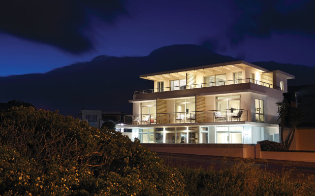 One Marine Drive Boutique Hotel