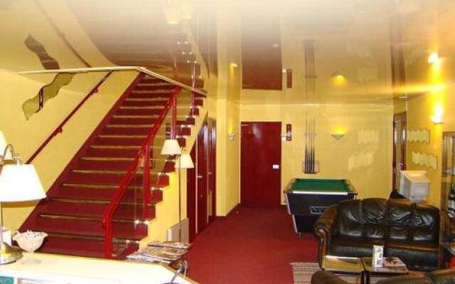 Citotel Le Cedre