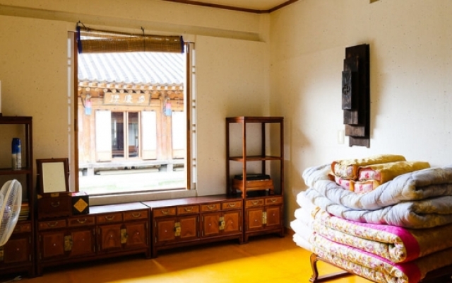 Jeonju Hanok Living Experience Center