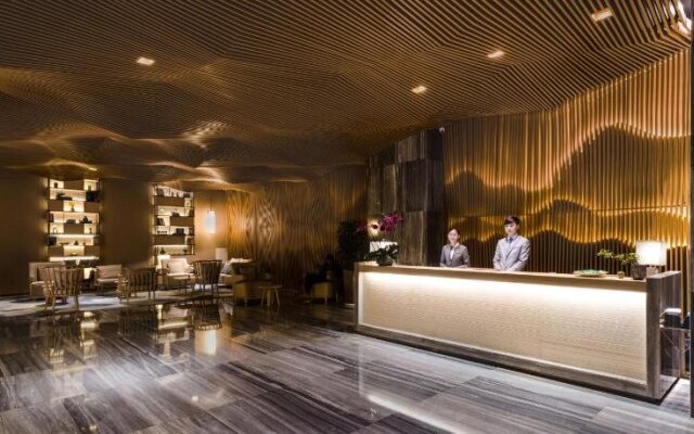 Sonmei Crystal Hotel