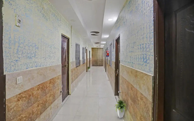 OYO Flagship 80533 Kashvi Palace