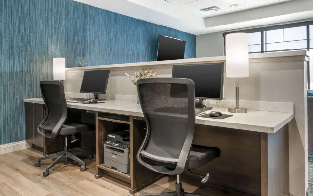 Comfort Inn & Suites Clarksville - Louisville North