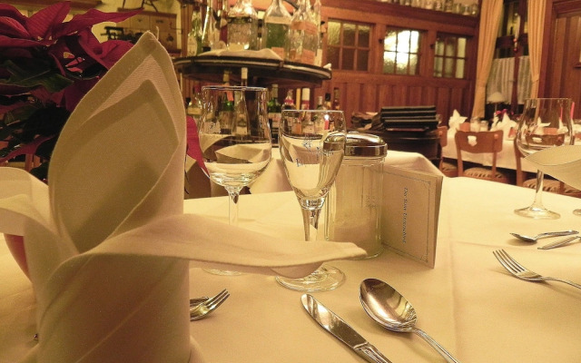 Zur Burgruine Frauenberg