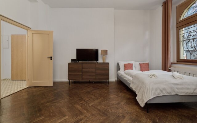 Apartment Sw. Antoniego by Renters