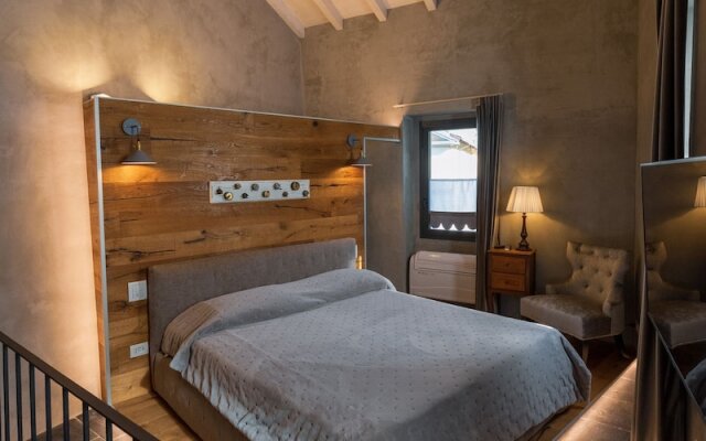 Al Molo 5 Apartments