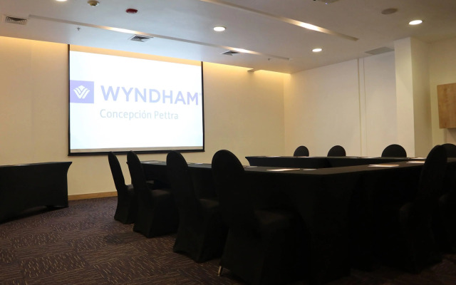Wyndham Concepcion Pettra