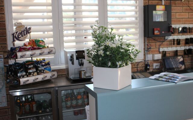 Golden Harvest Motor Inn