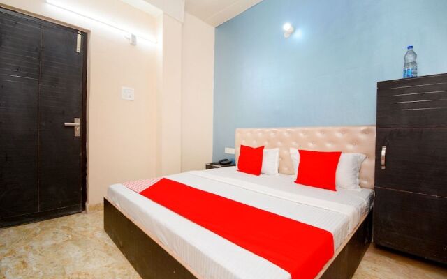 Oyo 39778 Hotel Blue Planet