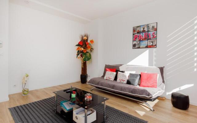 SuperCannes Center - Parking - Spacieux 70 Metres - Clim - Wifi