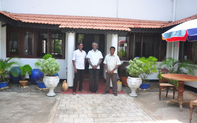 Blue Seas Tourist Guest House